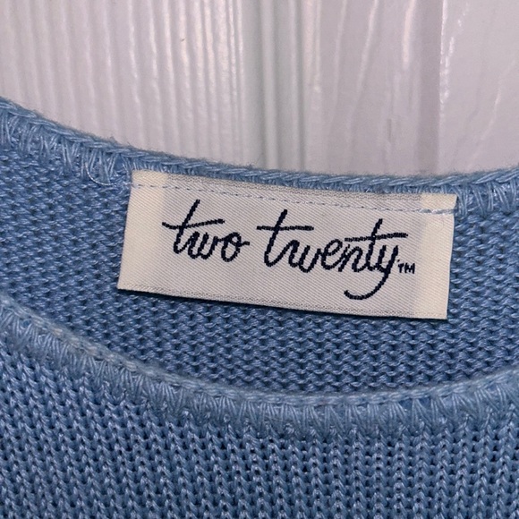 Two Twenty blue sweater-like blue short sleeve shirt - Picture 3 of 3